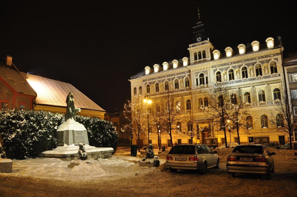Hotel Na Hradbach Louny Exterior foto