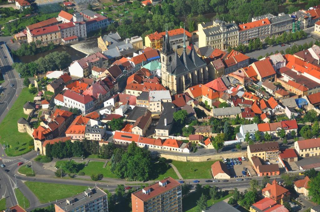 Hotel Na Hradbach Louny Exterior foto